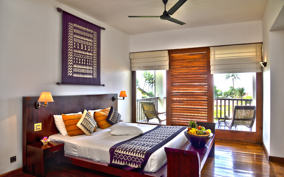 Family-Suite-Bedroom-1200x750